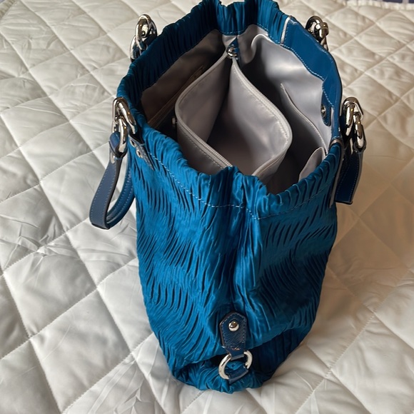 Coach - Picture 2 of 2